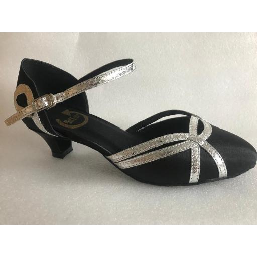 Katlyn Black/silver 2" heel